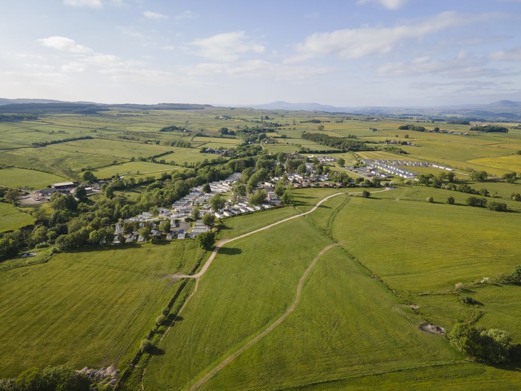 Property photo 2 of 15 2023 Bowland Fell Yorkshire Aerial Drone Park Views (25)
