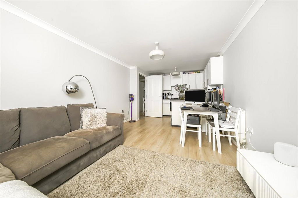 Property photo 3 of 12 Picture No. 03