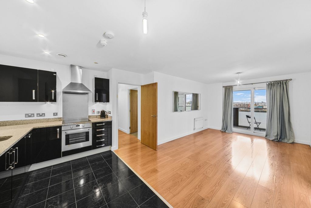 Property photo 2 of 13 Dsc_5355 _High