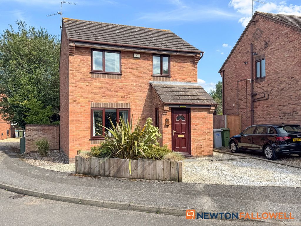 Property photo 1 of 18