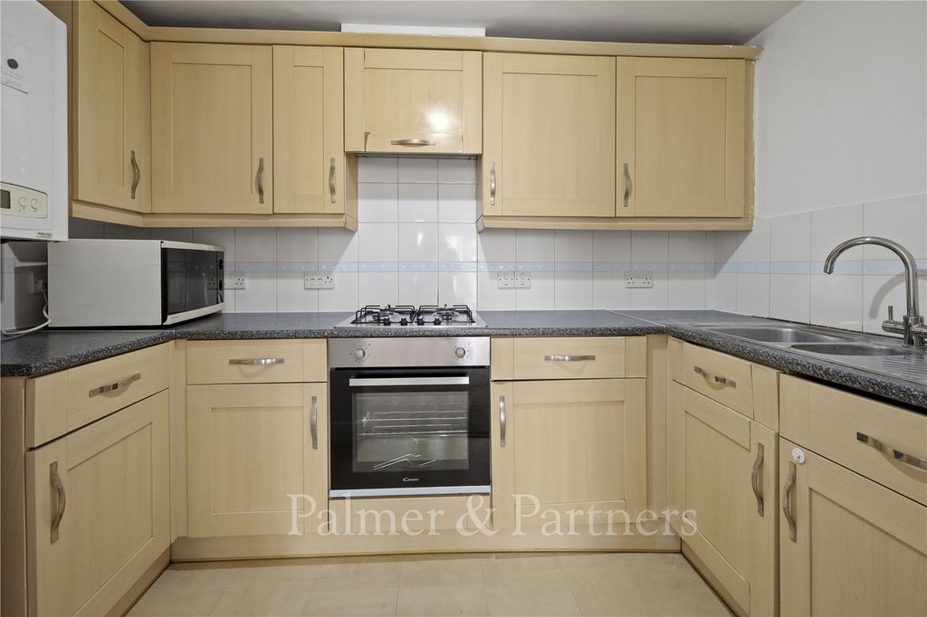 Property photo 2 of 8 Picture No. 07
