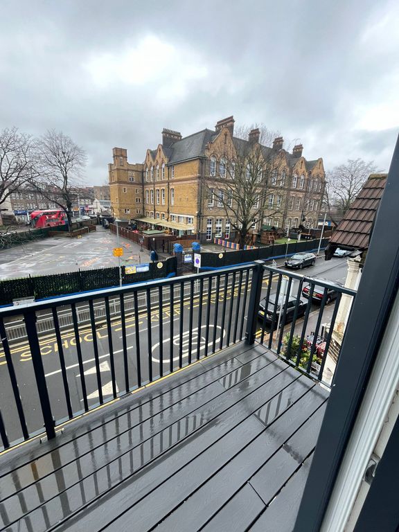 Property photo 1 of 23