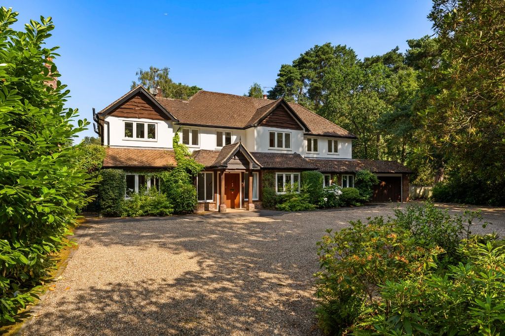 Property photo 1 of 18 Front Elevations