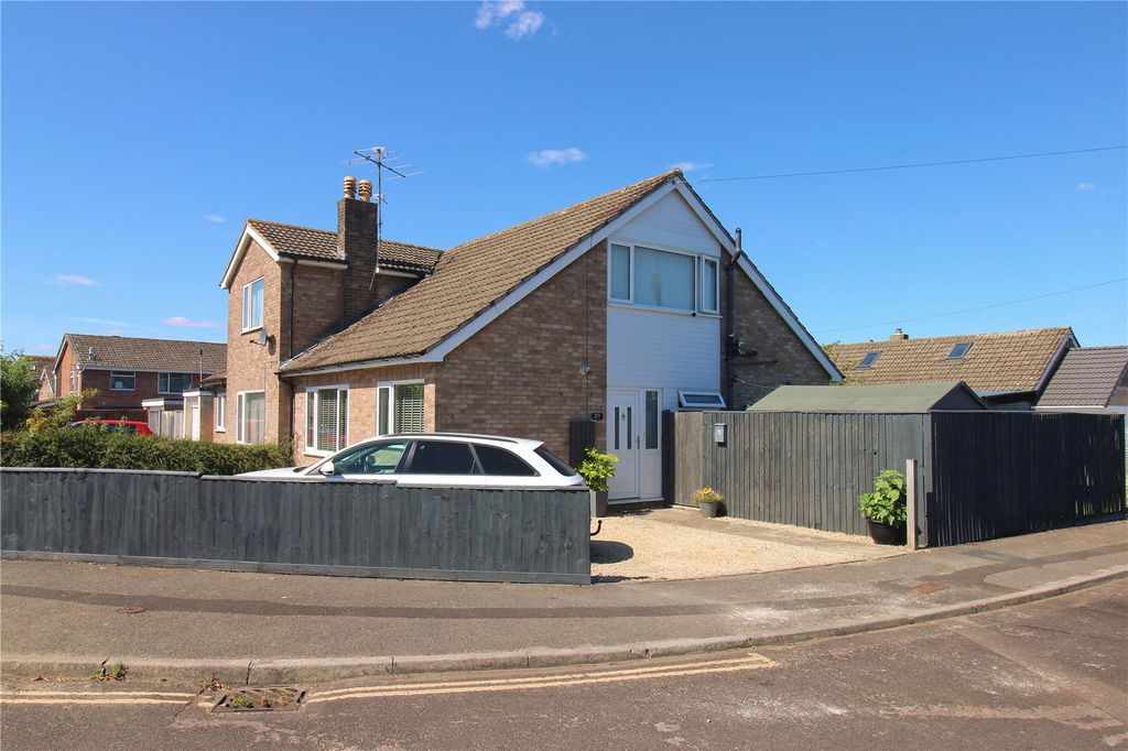 Property photo 1 of 23 Picture No. 01