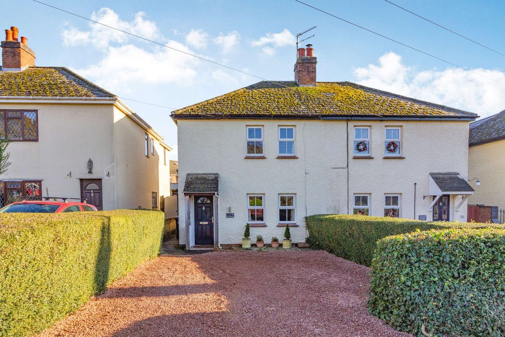 Property photo 1 of 25