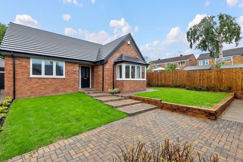 Property photo 2 of 18