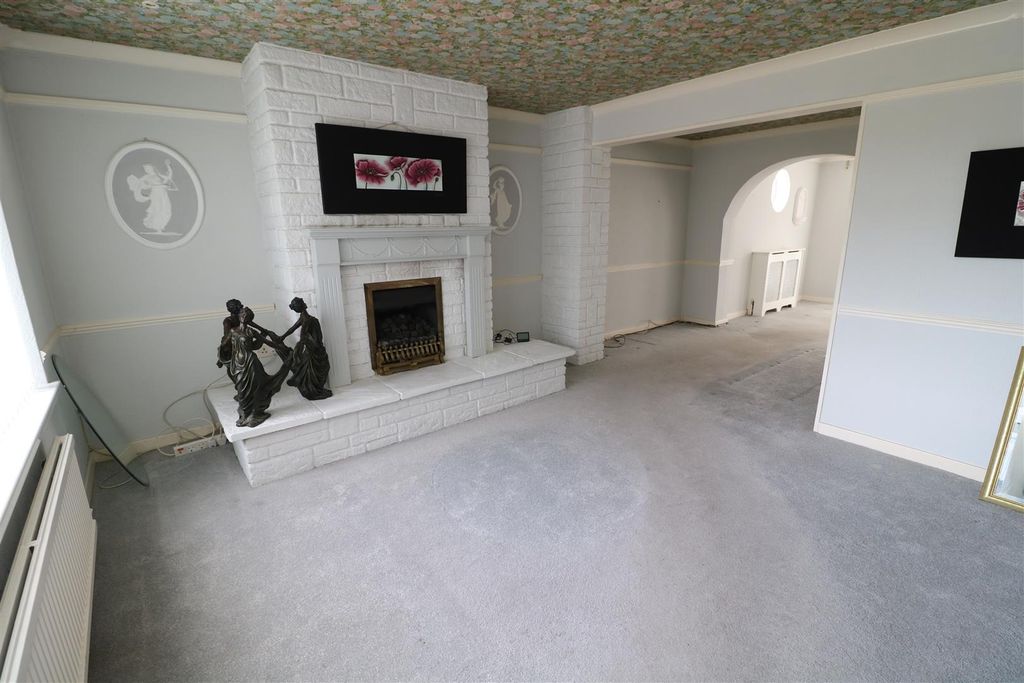 Property photo 2 of 20 Img_8012.Jpg