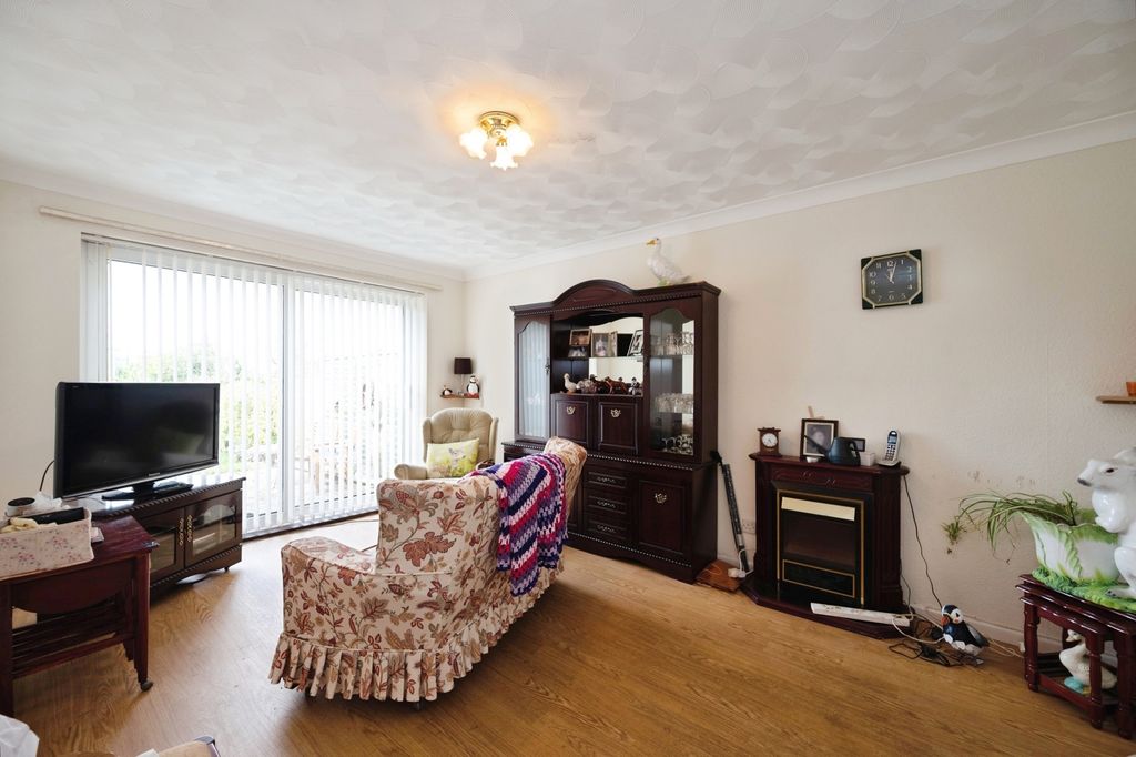 Property photo 2 of 18 Pbox-Img.Jpg