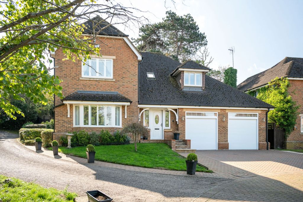Property photo 1 of 30