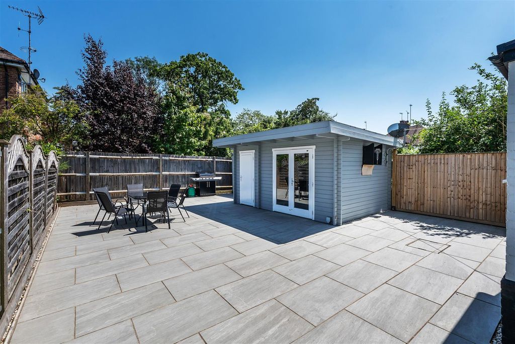 Property photo 3 of 25 5-Westlands-Way-4.Jpg