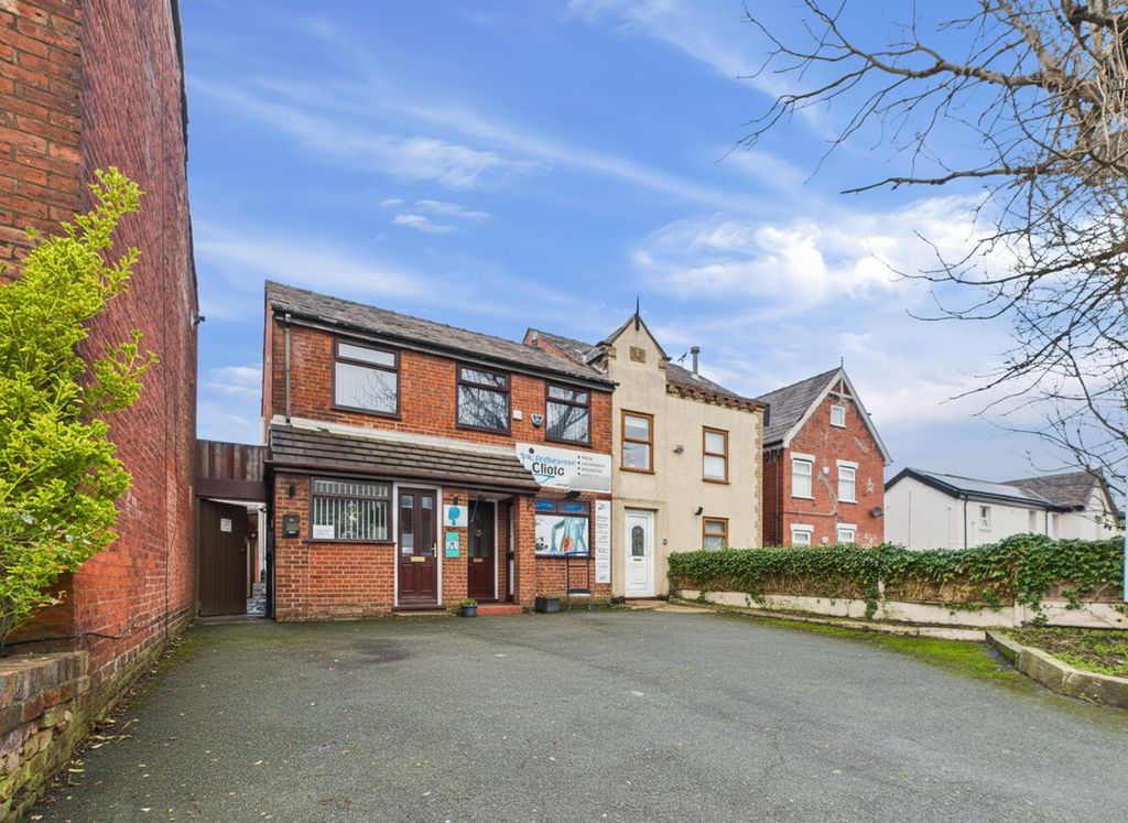 Property photo 1 of 29