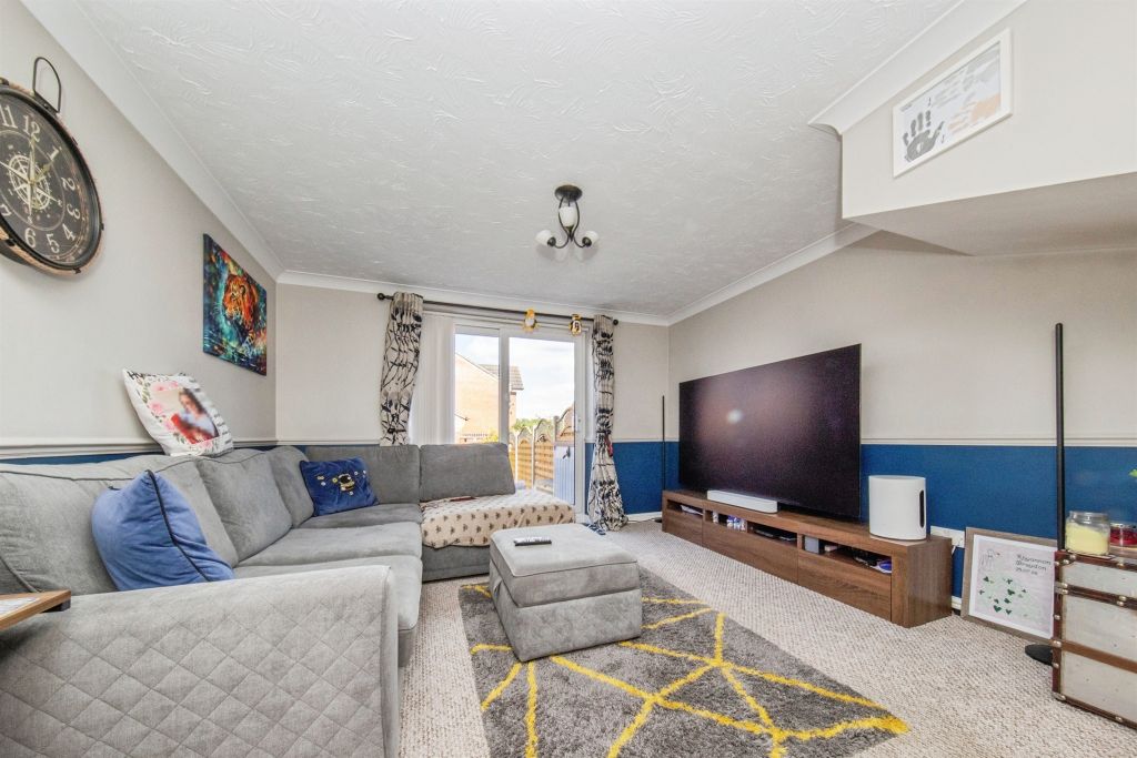 Property photo 3 of 14