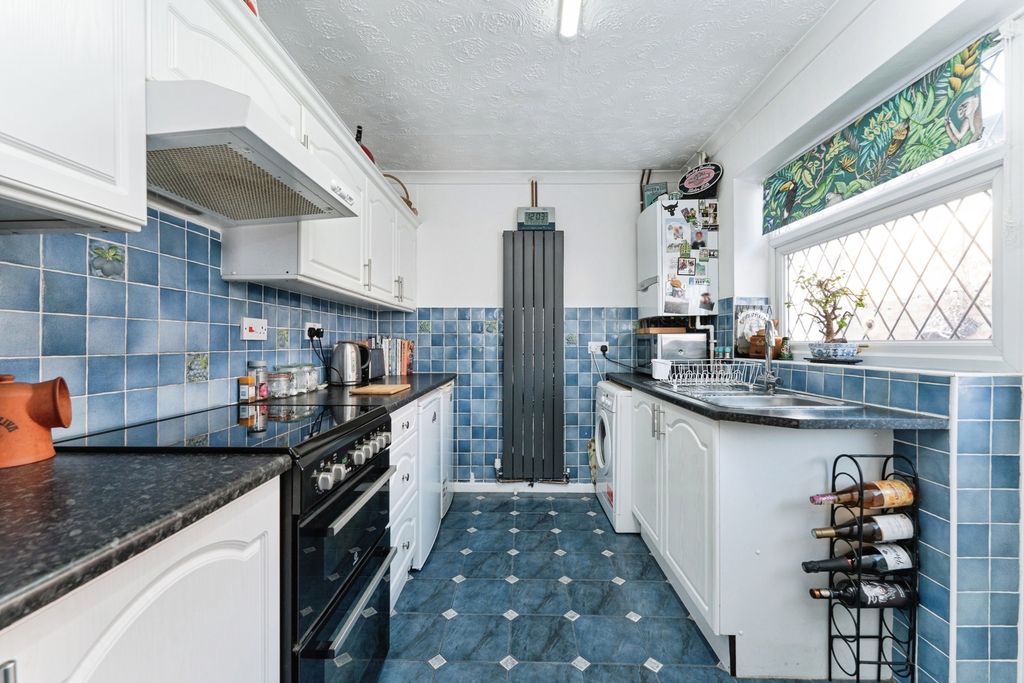 Property photo 2 of 19 Pbox-Img.Jpg