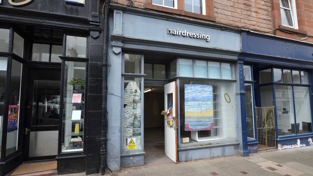 Property photo 1 of 8 Allied Surveyors Scotland-Retail-10A Bath Street-0