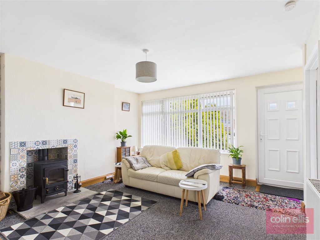 Property photo 3 of 12 Cam05075G0-Pr0125-Still001.Jpg