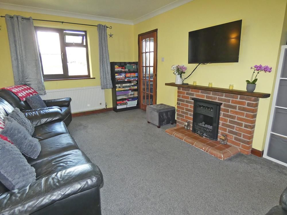Property photo 2 of 34 2293Lounge.Jpg
