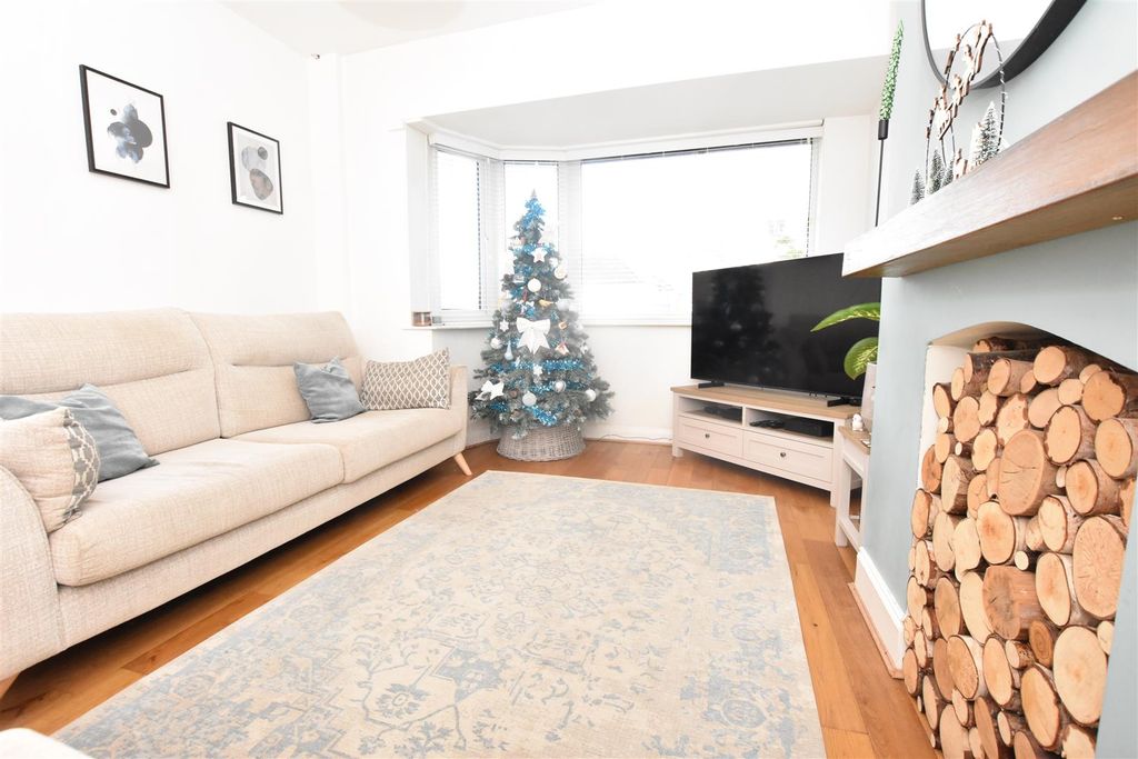 Property photo 3 of 15 Dsc_0960 - Copy (8).Jpg