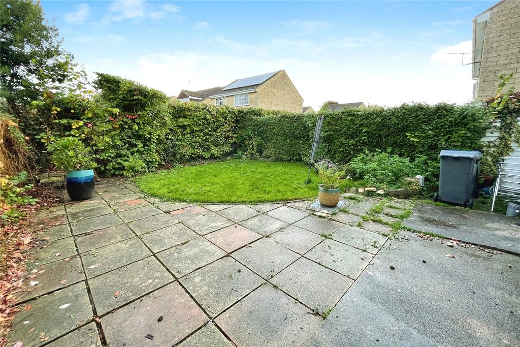 Property photo 2 of 10 Picture No. 01