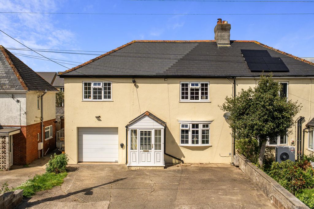 Property photo 1 of 31 Front (Exterior)