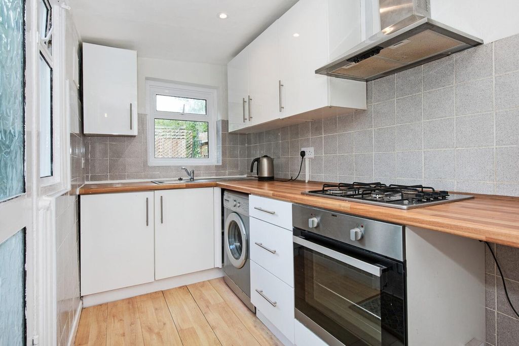 Property photo 1 of 14 4.Jpg