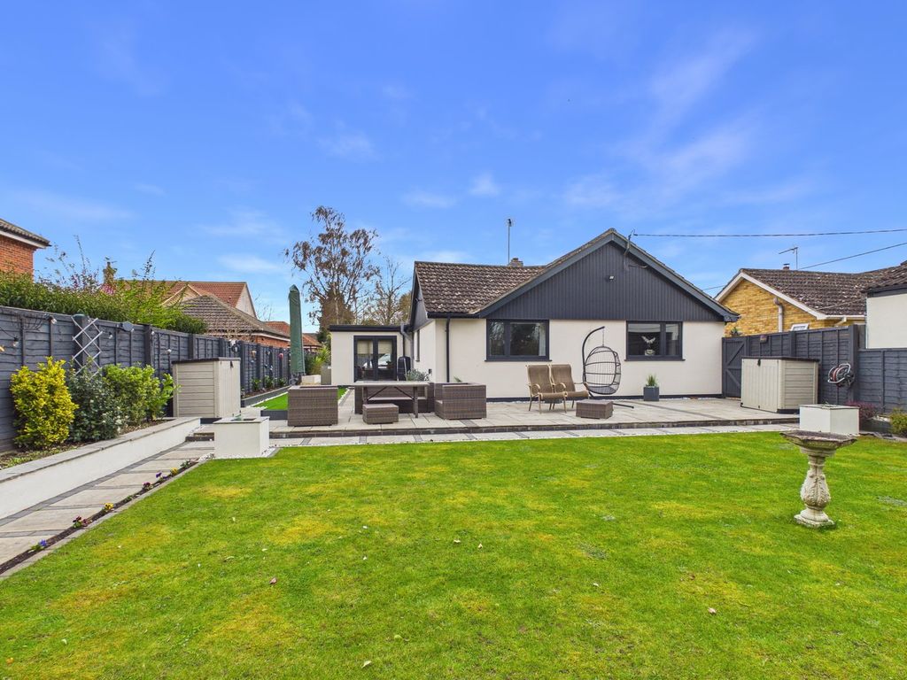 Property photo 2 of 18