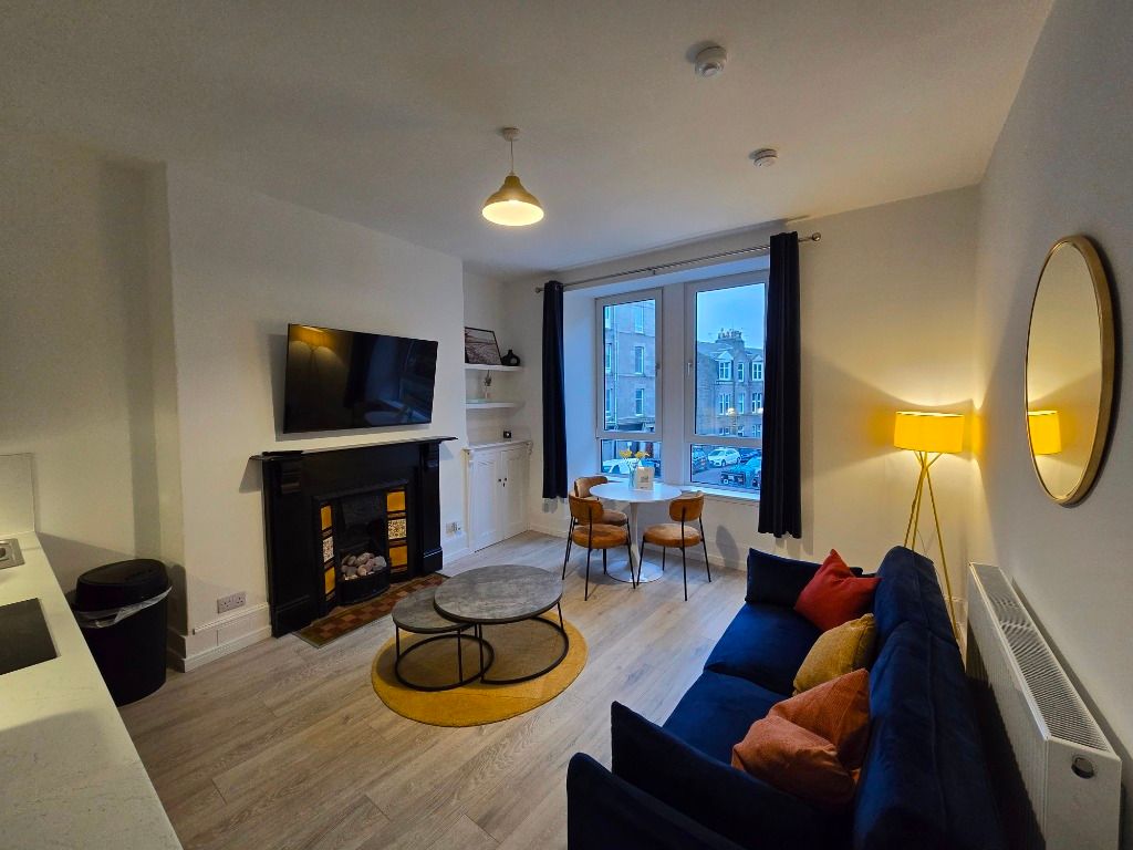 Property photo 3 of 10 Photo 3