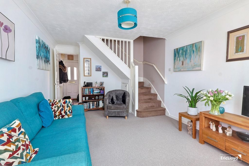 Property photo 2 of 12 Photo 8