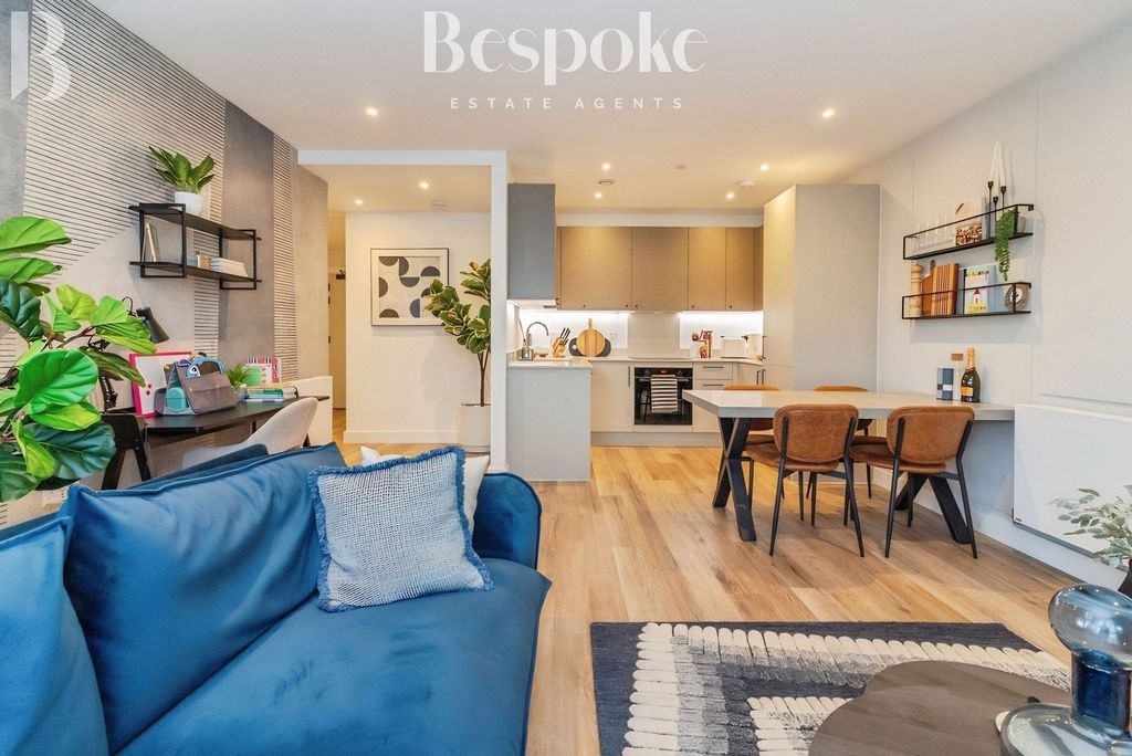 Property photo 2 of 30