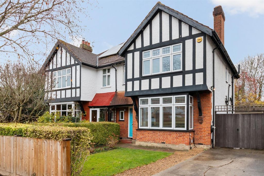 Property photo 1 of 15 External