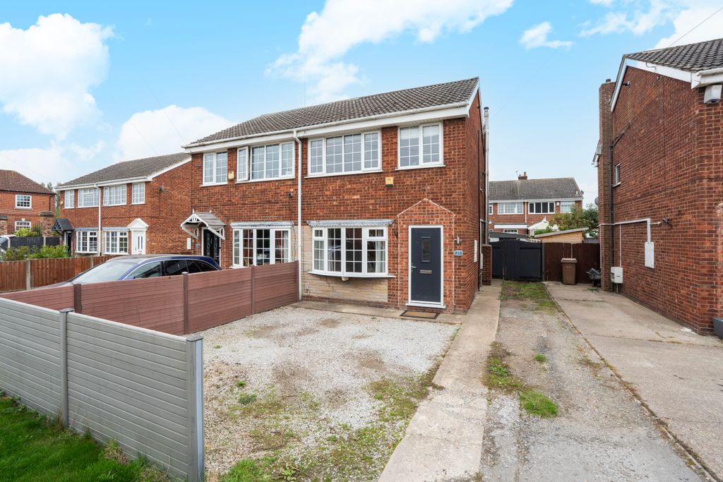 Property photo 1 of 11 Front