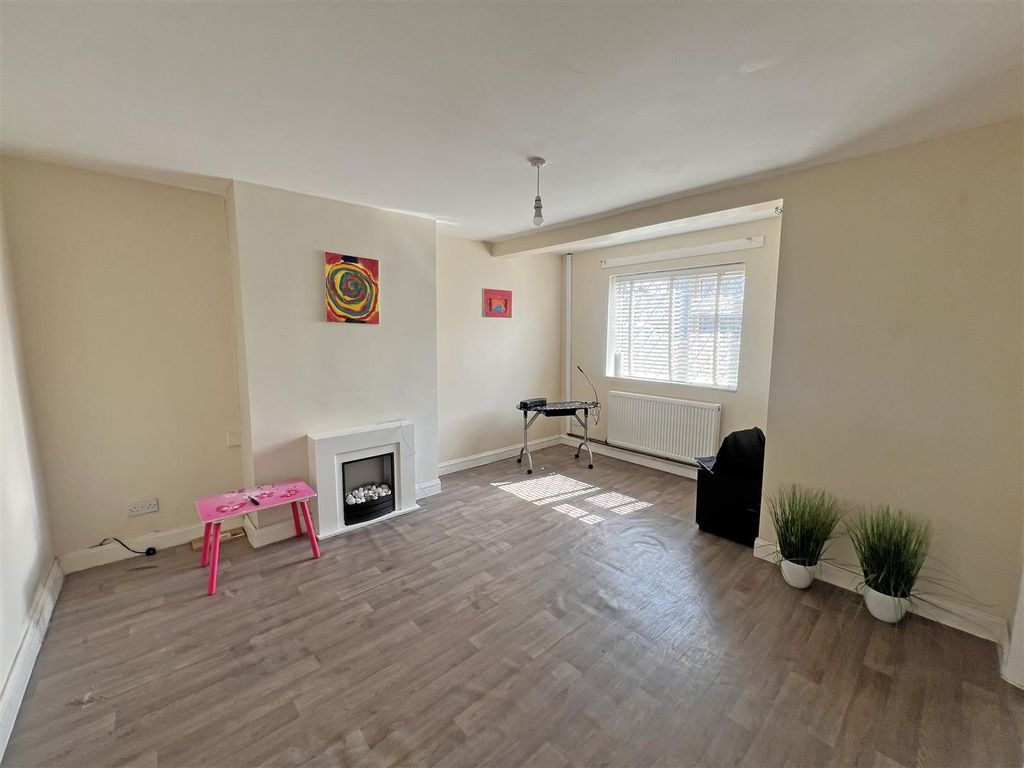 Property photo 2 of 9 Img_5523.Jpg