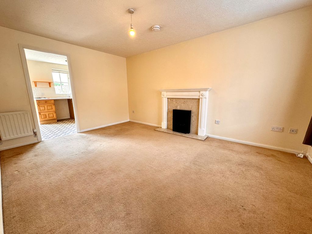 Property photo 2 of 14 Image