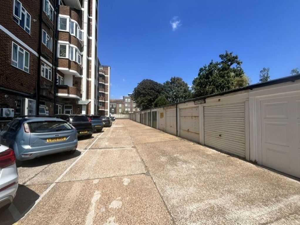Property photo 2 of 4