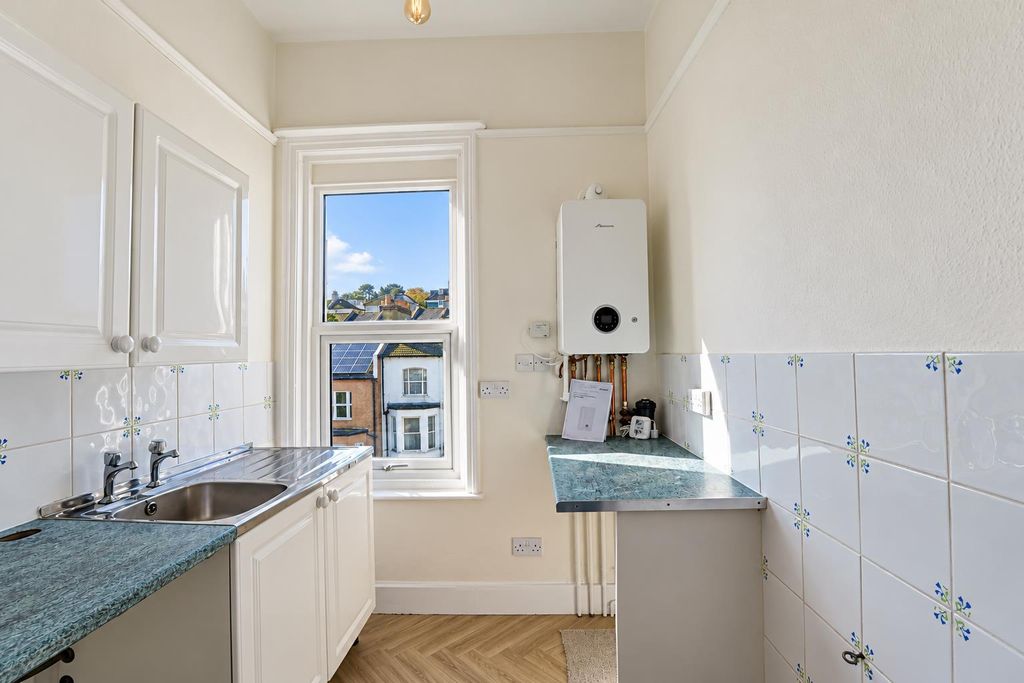 Property photo 3 of 14 d6d8c0Ef-7515-4941-B98F-0555Fa491cd4.Png