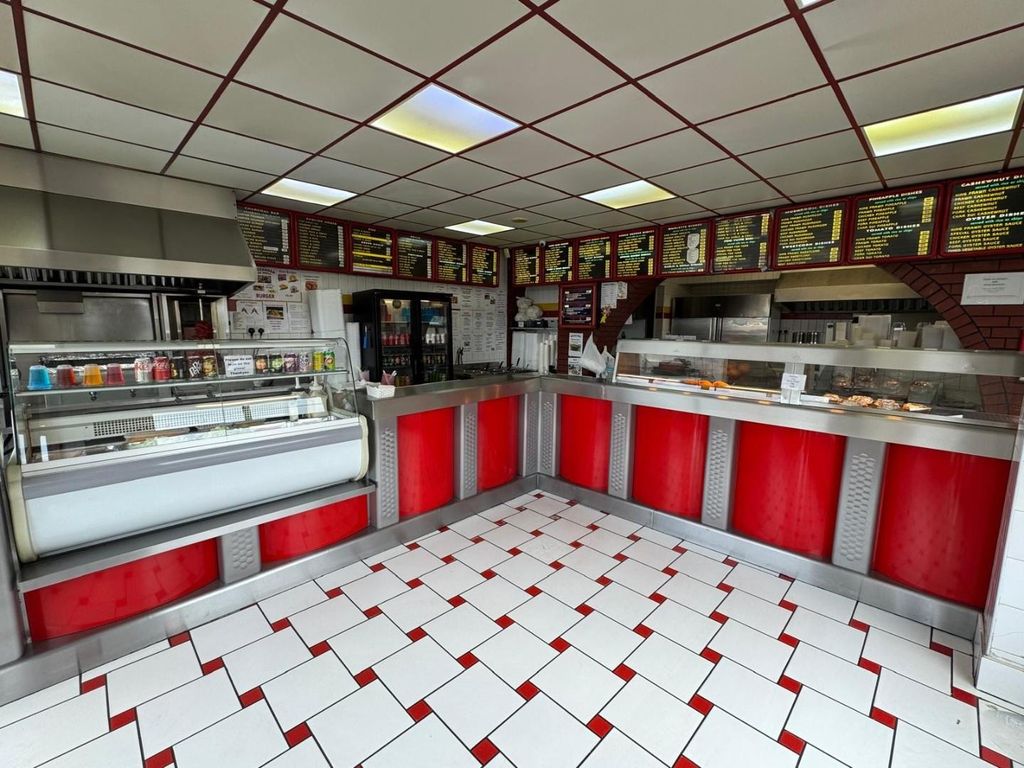 Property photo 2 of 15 Shop 6.Jpg