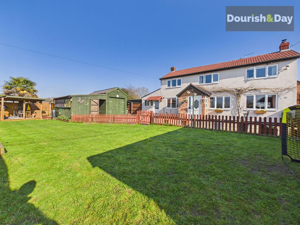 Property photo 1 of 27