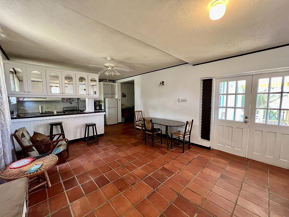 Property photo 3 of 38