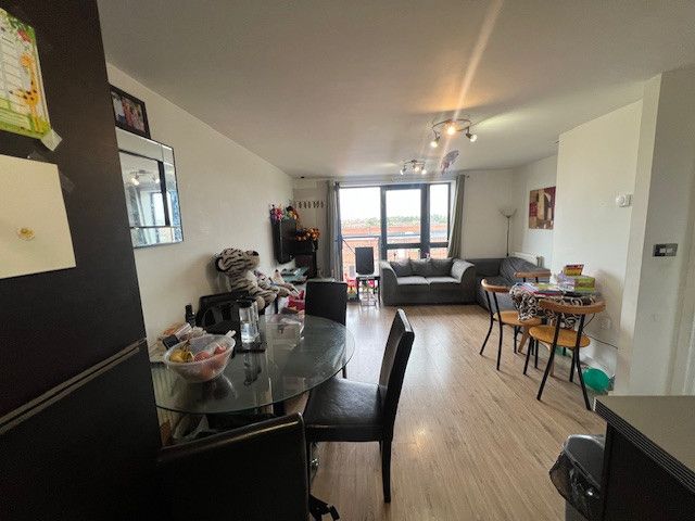 Property photo 2 of 8