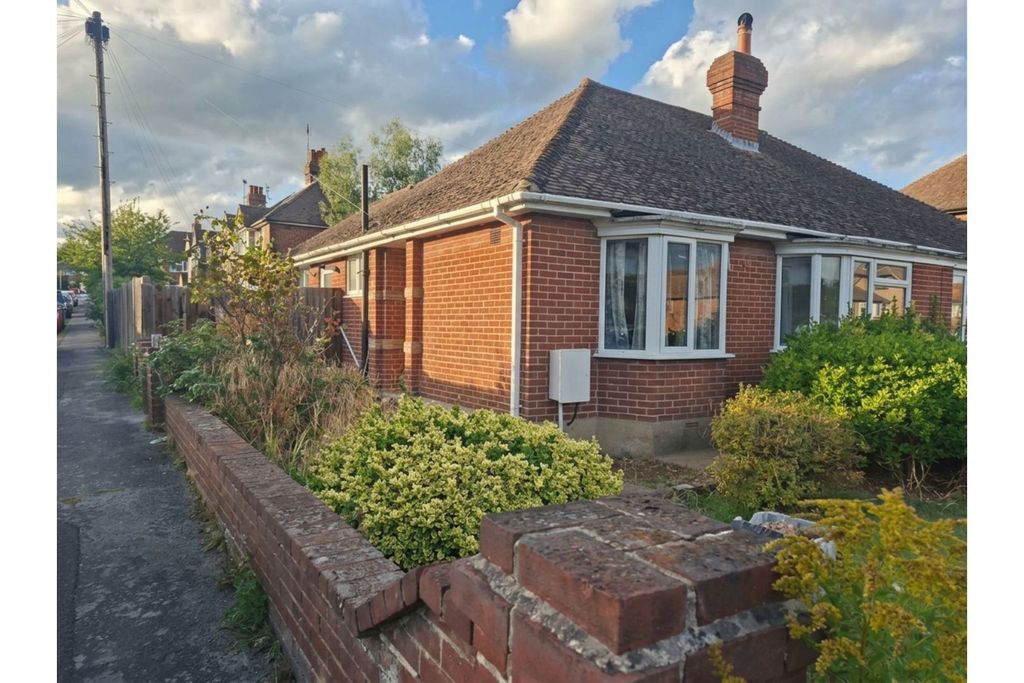 Property photo 3 of 3