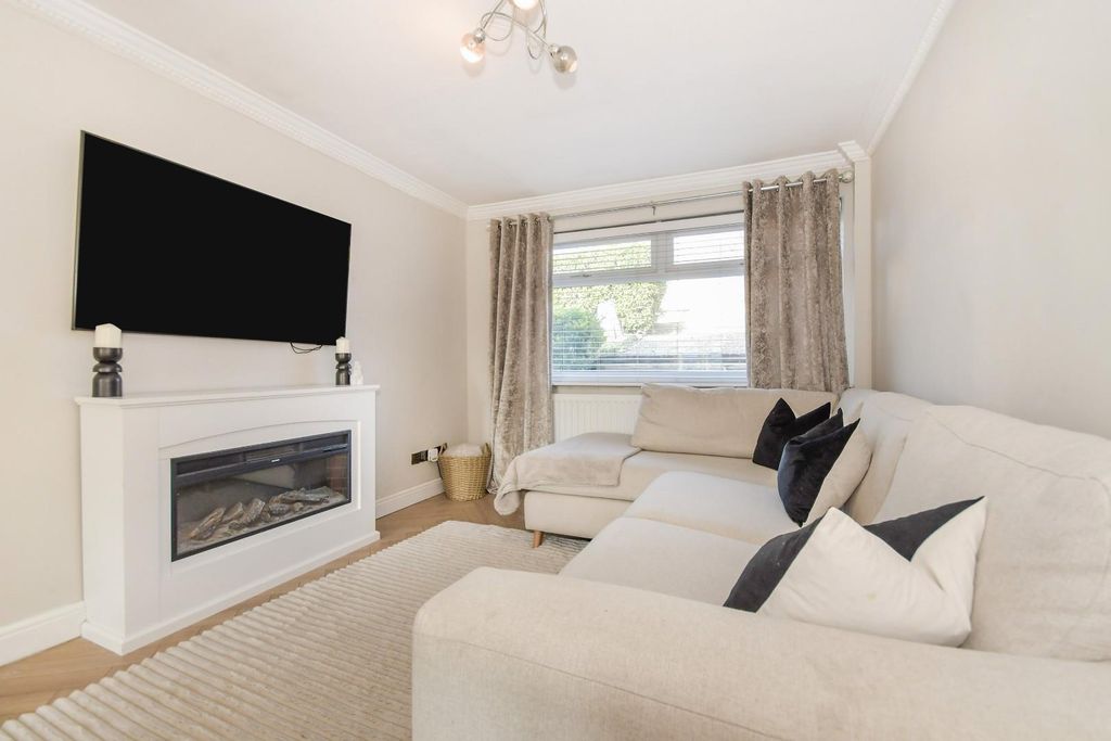 Property photo 2 of 18 Dsc_4031.Jpg