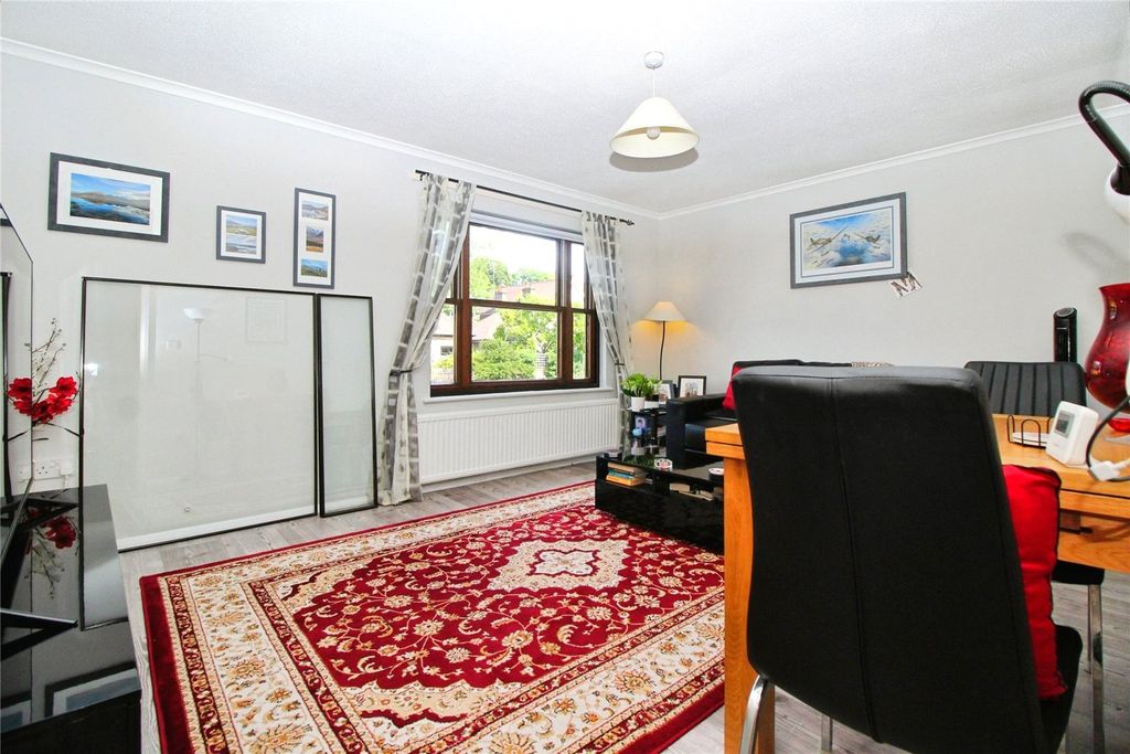 Property photo 2 of 12 Picture No. 04