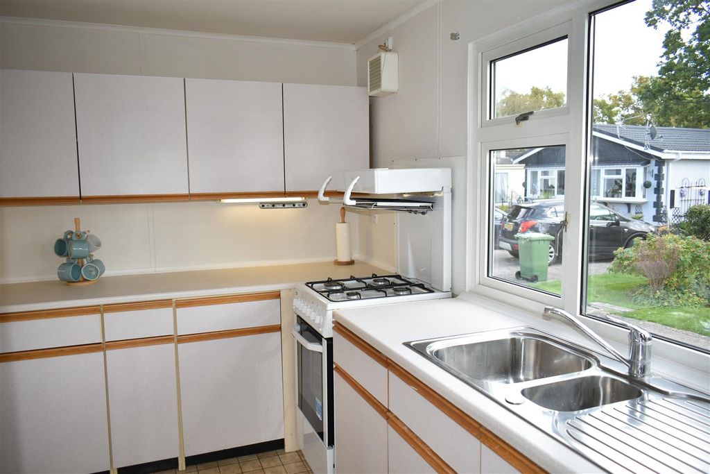 Property photo 2 of 13 Dsc_0200.Jpg