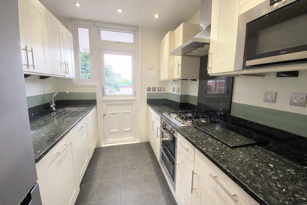 Property photo 2 of 11
