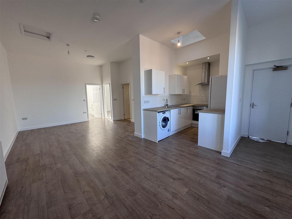 Property photo 1 of 7 Reception Room