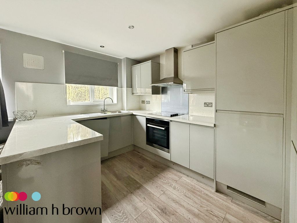 Property photo 2 of 14 Image