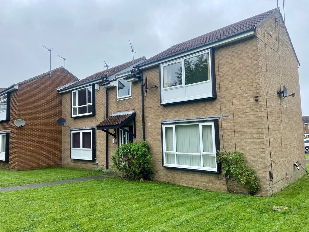 Property photo 1 of 8