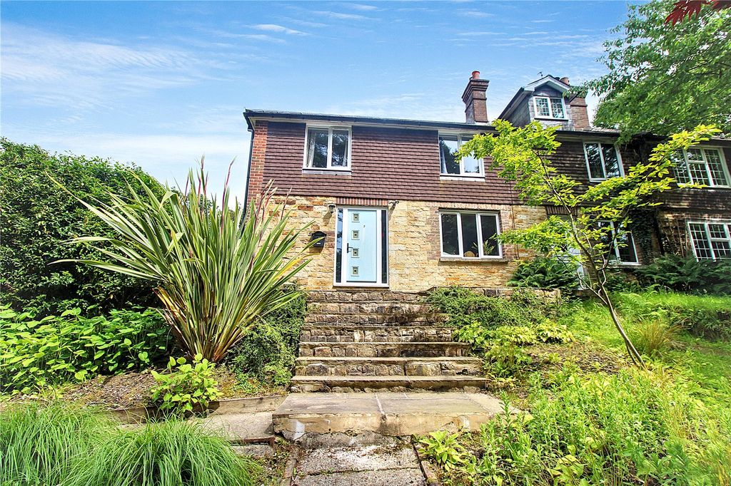 Property photo 1 of 22 Picture No. 01