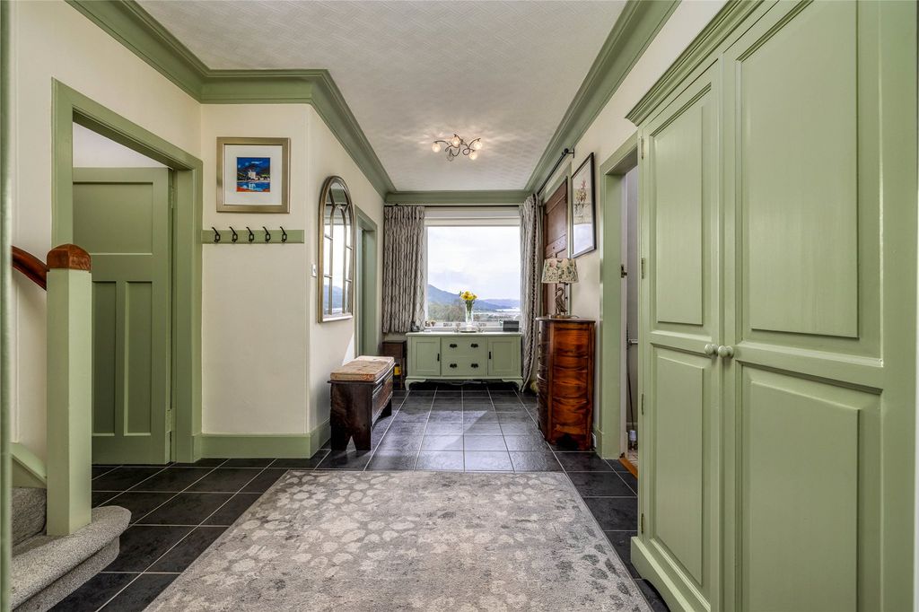 Property photo 3 of 26 Picture No. 11