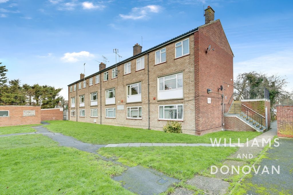 Property photo 1 of 15