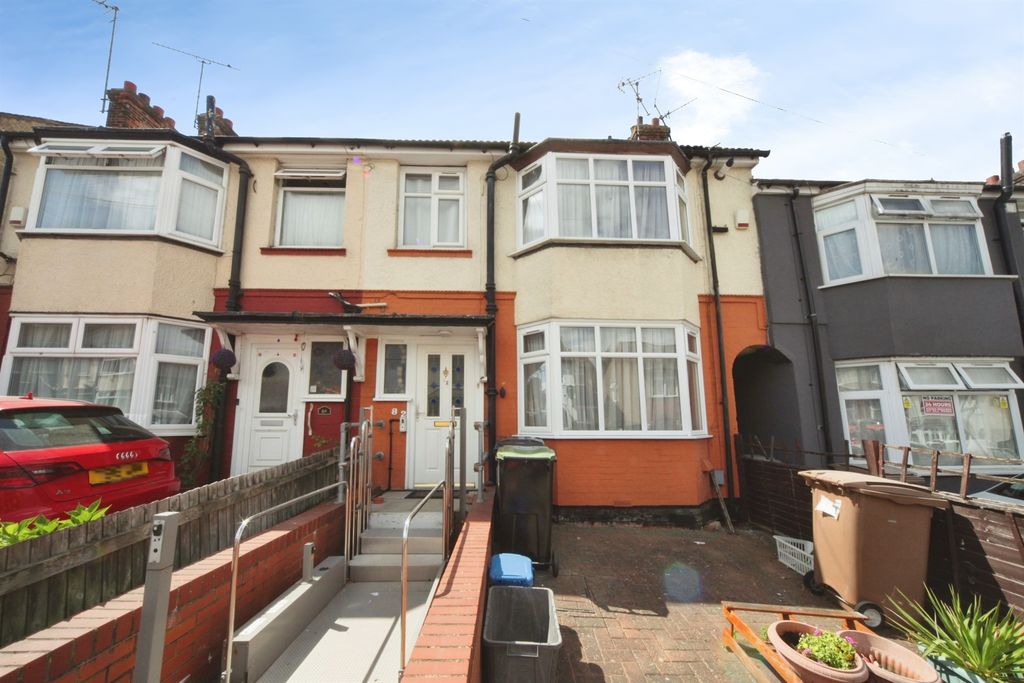 Property photo 1 of 15